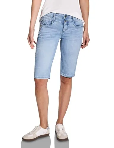 Street One Damen A378567 Bermudas/Shorts - Hellblaue Jeansshorts - Damen-Shorts im Casual Fit mit Mid Waist und Slim Legs, aus Baumwollmix mit Stretchanteil für optimalen Tragekomfort.
