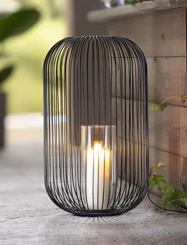 Dekoleidenschaft Windlicht Atmosfera, 41 cm hoch - Elegantes Windlicht in mattschwarz mit herausnehmbarem Glaszylinder, ideal für stimmungsvolle Momente. Perfekt für Ihr Zuhause oder besondere Anlässe.