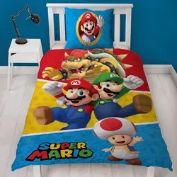 Super Mario Bettwäsche Set 2-teilig - Microfaser Decken- und Kissenbezug mit Reißverschluss - Super Mario Bettwäsche Set – 2-teilig (135x200 cm + 80x80 cm) aus hochwertiger Mikrofaser. Buntes Design mit Mario, Luigi und Freunden. Pflegeleicht, hautfreundlich und ideal für jedes Kinderzimmer. Perfekt für kleine Fans!
