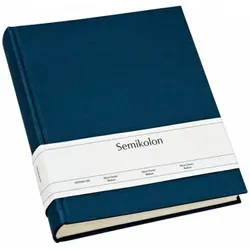 Semikolon Album Classic Medium marine - Fotoalbum mit hochwertigem Buchleinen, 80 Seiten für 160 Fotos im Format 10 × 15 cm, inklusive schützendem Pegaminpapier.