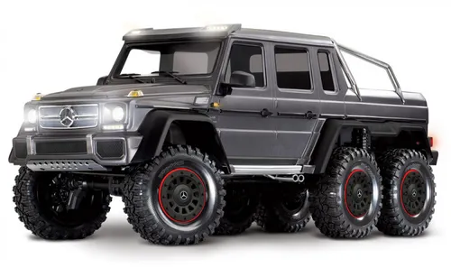 Traxxas TRX-6 Mercedes-Benz G63 AMG 6x6 RTR - 1:10 Offroad Crawler im Ready to Go Zustand, ideal für Abenteuer im Gelände mit beeindruckender 6x6 Antriebstechnik.