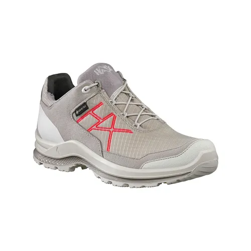 HAIX Black Eagle Adventure 3.0 GTX Ws Low beige-Scarlet - Sportliche und moderne Damen-Schuhe, wasserdicht durch GORE-TEX und bequem für Outdoor-Aktivitäten. Ideal für Abenteuer und den Alltag.