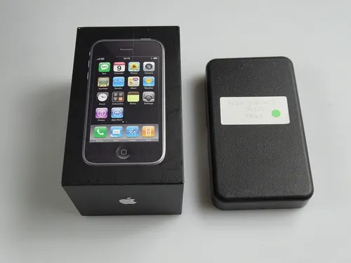 Original Apple iPhone 3G 16GB Schwarz! Ohne Simlock! NEU & OVP! IMEI gleich! RAR