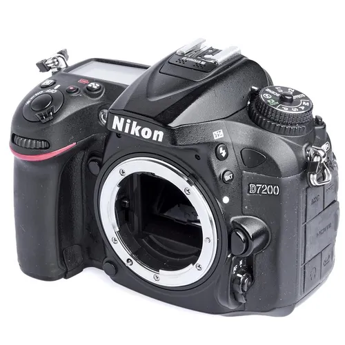 Nikon D3400 DSLR Kamera mit 18-55mm VR Set von Nikon
