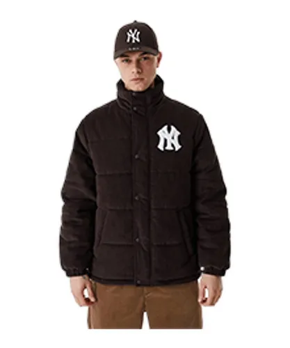 New Era Sweatjacke New York Yankees Cord in Braun M (50/52) - Stylische Freizeitjacke aus 100% Baumwolle mit normalem Kragen. Ideal für lässige Outfits und den sportlichen Look. Perfekt für Fans der New York Yankees.