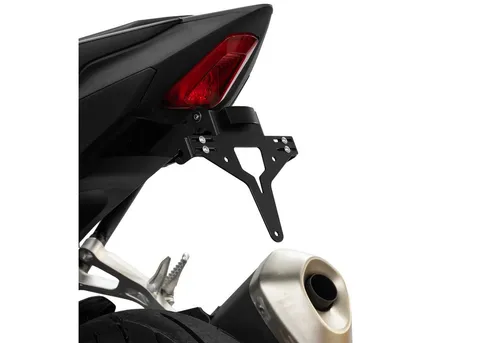 ZIEGER Kennzeichenhalter für Honda CB 1000 Hornet - Hochwertiger Kennzeichenhalter für Honda CB 1000 Hornet, witterungsresistent und sportlich im Design. Verstellbarer Neigungswinkel und keine TÜV-Eintragung nötig.