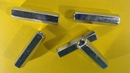 Dresselhaus Schrauben & Muttern von Dresselhaus