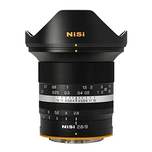 NiSi 9mm F2.8 ASPH Ultra-Weitwinkel Objektiv für Sony E-Mount - Objektiv für APS-C Kameras mit 113° Bildwinkel, ideal für Landschafts- und Astrofotografie. Manueller Fokus für präzises Scharfstellen und beeindruckende Sonnensterne.