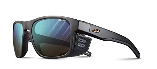 Julbo Shield M Reactiv 2-4 - Hochgebirgsbrille schwarz-schwarz - Sportbrillen für Outdoor-Aktivitäten mit selbsttönenden Reactiv 2-4 Gläsern, die sich an Lichtverhältnisse anpassen und 100% UV-Schutz bieten. Ideal für anspruchsvolle Bergtouren!