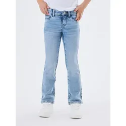 NAME IT Girl Skinny Fit Bootcut Jeans - Moderne Skinny Fit Jeans mit Bootcut-Schnitt, aus hochwertigem Denim für optimalen Tragekomfort und Bewegungsfreiheit.