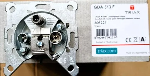 Antennendose/SAT Dose TRIAX Durchgangsdose GDA 313 F 3fach