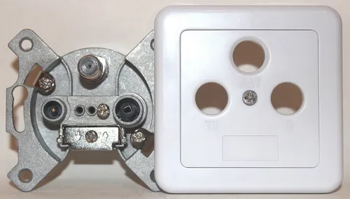 FUBA Sat Antennendose Dose GAD 300, 3-Loch 3-fach Enddose Sat TV Radio