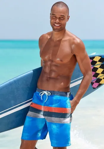 Chiemsee Badeshorts mit elastischem Bund und Außenkordel von Chiemsee