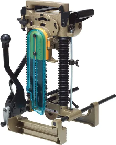 Makita 7104L - Leistungsstarke Bohrmaschine - Bohrmaschine für präzise Arbeiten, ausgestattet mit einem robusten Motor für höchste Effizienz und Langlebigkeit.