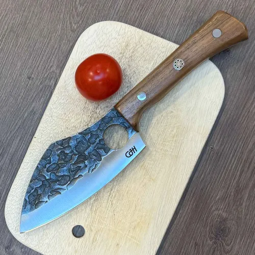 CJH Universalmesser Outdoor Kochmesser - Full Tang Campingmesser mit Walnussholz-Griff - Taschenmesser mit 14,2 cm Klinge aus hochwertigem 14116 Stahl, ideal für Küche und Outdoor, elegant und ergonomisch für besten Halt.