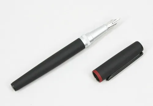 Hugo Boss Gear Black Füllfederhalter fountain pen HSG8022A (69) (40)