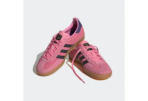 adidas Originals Gazelle Indoor Sneaker rosa 41 1/3 EU - Sneaker in Größe 41 1/3, mit Obermaterial aus Leder und Gummiaußensohle, ideal für einen sportlichen Look und optimalen Tragekomfort.