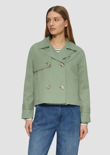 Cabanjacke mit Raglanärmeln und Streifenfutter in Salbeigrün - Funktionsjacke im klassischen Schnitt, leicht gefüttert und wasserabweisend – ideal für wechselhaftes Wetter und vielseitig kombinierbar.