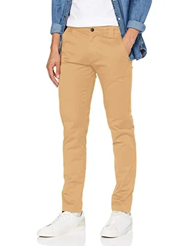 Tommy Jeans Herren Chino Hose TJM Scanton Chino Pant Slim Fit, Grün (Classic Khaki) - Jeans in Slim Fit aus 50% Bio-Baumwolle, ideal für Büro und Alltag. Die bequeme Passform und zeitloses Design machen sie zum perfekten Begleiter für smarte Outfits.