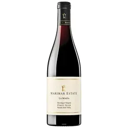 Marimar Estate La Masía Pinot Noir Russian River 2022 - Rotwein mit tiefdunklem Kirschrot, intensivem Geschmack und elegantem Tannin; ideal zu gebratenem Fleisch und Wildgerichten.