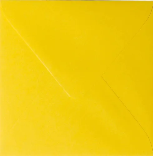 Briefumschläge24Plus Briefumschlag 50 St. 10 x 10 cm Briefumschläge Quadratisch feuchtklebend Gelb, 10 x 10 mm Briefumschläge Recyceltes Material