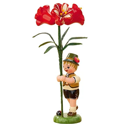 Hubrig Dekofigur Blumenkind Junge mit Amaryllis (11cm) - Figuren & Skulpturen, handgefertigte Dekofigur aus der beliebten Hubrig Volkskunst, ideal für Sammler und Liebhaber von nostalgischen Motiven.