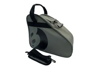 Best Sporting Sporttasche für Inlineskates und Schlittschuhe - Sporttasche aus 100% Polyester, ideal für Inlineskates und Schlittschuhe. Mit verstellbarem Trageriemen, robustem Boden und praktischem Design für einfachen Transport.