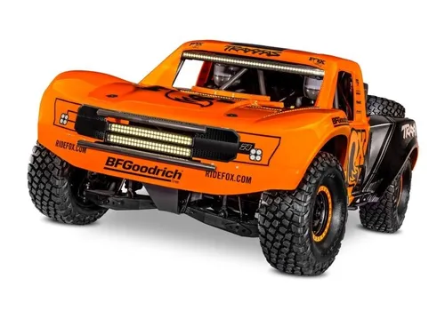 Traxxas UDR Unlimited Desert Racer 4x4 VXL RTR Fox 1:7 - Pro-Scale Offroad Truck - RC-Modelle mit authentischem 4WD Design, extrem robust und ausgestattet mit 6s Brushless-Power für Geschwindigkeiten über 80 km/h - für echtes Wüstenfeeling.