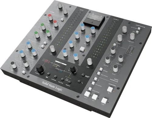 Solid State Logic SSL UC1 - Professionelles Audio-Controller - Effektgeräte & Signalprozessoren, bietet intuitive Steuerung für nahtlose Musikproduktion und optimierte Workflows.