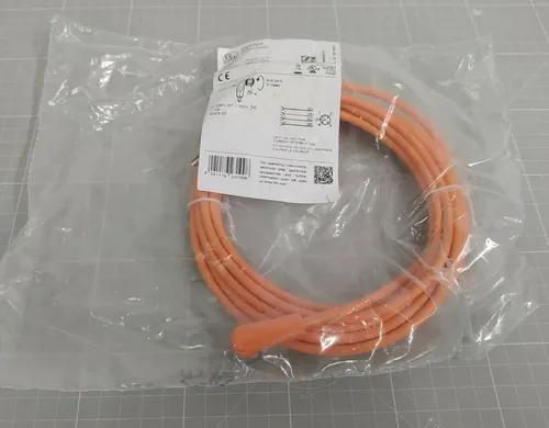 Ifm Electronic EVT004 Kabel mit Buchse M12 4-poliger Stecker 5m - 4-poliges M12 Kabel, 5m lang und robust für zuverlässige Verbindungen in industriellen Anwendungen.