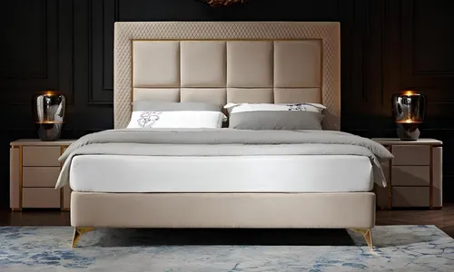 Luxus Schlafzimmer Set: Bett mit 2 Nachttischen – Modernes Design - Elegantes Schlafzimmer Set mit einem Bett und zwei Nachttischen. Ideal für Ihr Gästezimmer oder Schlafzimmer, bietet modernes Design und stilvolle Akzente. Maße Bett: 212x184x148 cm, Nachttische: 40x60x60 cm.