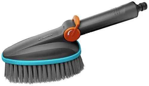 GARDENA Combisystem Handbürste 18842-20 - Bürsten für sanfte Reinigung, ideal für empfindliche Flächen im Außenbereich mit stufenloser Wasserdurchflussregulierung für präzise Kontrolle.