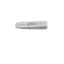 Stihl 8812223 Keil Fällkeil Spaltkeil aus Aluminium 800g - Spaltkeil aus hochwertigem Aluminium, ideal für effektives Spalten von Holz. Mit schmalen Blättern und Haltemagneten für präzise Einsätze. Perfekt für verschiedene Stammdurchmesser.