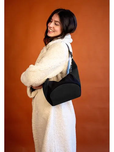 Fritzi aus Preußen Hobo Bag Gimmy - Feminine Hobo Bag aus mattem Nylon und veganem PU, leicht und praktisch mit Reißverschluss für sichere Aufbewahrung – der perfekte Begleiter für deinen Alltag.