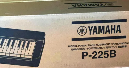 Yamaha P-225 B von Yamaha
