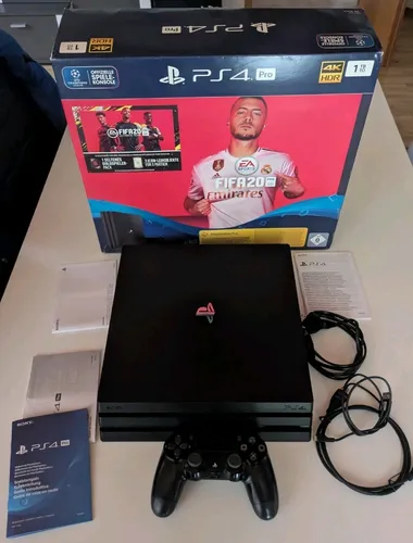 Sony Playstation 4 Pro 1TB Jet Black mit FIFA 20