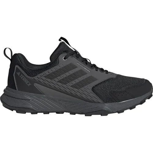 adidas TERREX TRACEFINDER Trailrunning Schuh schwarz 46 EU - Laufschuhe mit TRAXIONTM-Technologie für optimalen Grip, ideal für Trailrunning und Outdoor-Abenteuer.