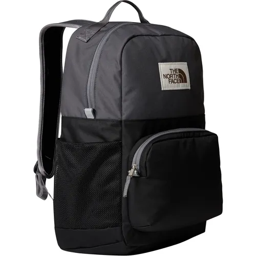 THE NORTH FACE Y CHUCKWALLA DAYPACK Rucksack - Der Chuckwalla Tagesrucksack bietet Komfort und Funktionalität für Studierende. Mit gepolstertem Tragesystem, Laptopfach und praktischen Außentaschen ist er ideal für den Campus-Alltag.