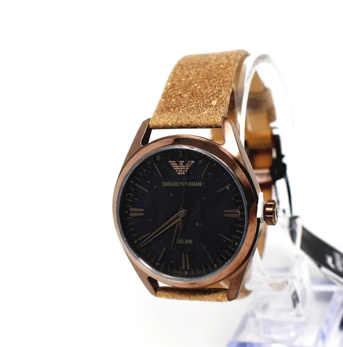 Emporio Armani AR11396 Solarbetriebene Uhr mit Braunem Band - Herren Armbanduhr, umweltfreundlich durch Solarbetrieb und perfekt als Geschenk zu Anlässen wie Valentinstag oder Geburtstag.