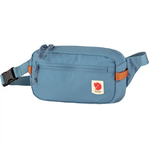 Fjällräven High Coast Hip Pack dawn blue (543) ONESIZE - Gürteltasche aus 100% recyceltem, wasserdichtem Polyamid, leicht und kompakt, ideal für Reisen und Alltag, mit praktischem Schlüsselclip und mehreren Taschen für optimale Organisation.