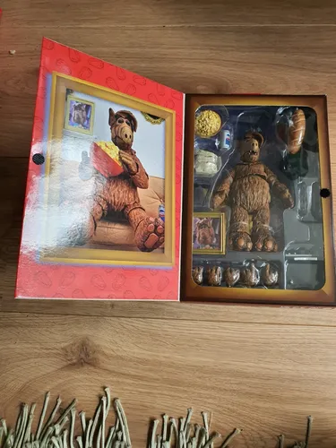 Alf Actionfigur Ultimate Alf 15 cm NECA NEU - Aufsteller & Figuren: Detailgetreue Sammlerfigur von Alf mit 15 cm Höhe, perfekt für Fans und Sammler.