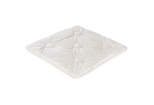 Paradies Babybettdecke Navina Bio, 80 cm x 80 cm - Betten, hochwertige Füllung aus 80% Polyester und 20% Lyocell für optimalen Schlafkomfort, Bezug aus 100% Baumwolle.