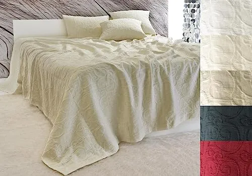 Wohnen & Accessoires GmbH & Co. KG Edle Tagesdecke “Fleur“ Bettüberwurf 100% Baumwolle 180x260 bis 260x300cm - Überwurf Sofa Couch - Rankenmuster - versch. Farben oder Kissen (Beige, 240 x 260 cm)