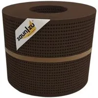 zaun|zu® Sichtschutz PP Premium Gelocht 30 % Streifen Braun 26m - Gartenzäune: Premium Sichtschutzstreifen mit 30 % Lochmuster aus robustem PP-Material, bieten eleganten Sichtschutz und Windschutz für Doppelstabmattenzäune.