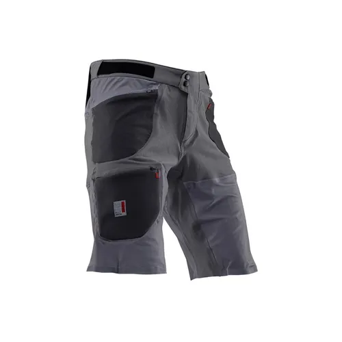 Leatt MTB All Mountain 3.0 Shorts Granite S - Die Leatt MTB All-MTN 3.0 Shorts bieten perfekten Komfort und Stauraum für Mountainbiker. Mit atmungsaktivem 4-Wege-Stretchmaterial und einem cleveren Rear Mission Pack sind sie ideal für jedes Abenteuer.