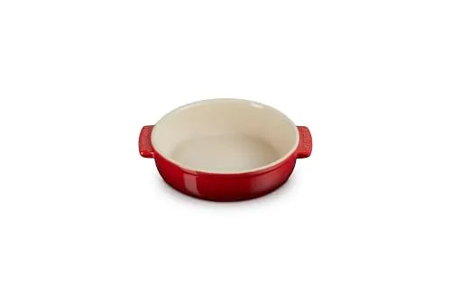 Le Creuset Tapasschale 500 ml - Kirschrot - Edle Tapasschale aus robustem Steinzeug, ideal für Tapas, Gratins und Desserts. Kratzfest, säure- und fleckenresistent, perfekt für Mikrowelle und Backofen. Ein zeitloses Design für jeden Anlass!