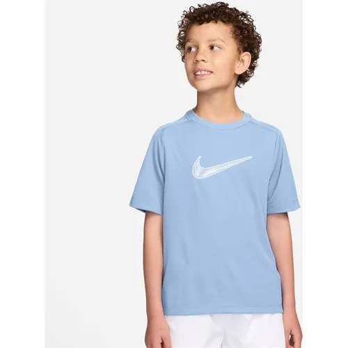 NIKE Kinder Shirt B NK DF MULTI SS TOP HBR - Leichtes Kinder-Shirt mit Dri-FIT-Technologie für trockenen Tragekomfort beim Spielen. Ideal für aktive Kids, die Spaß an Bewegung haben. Hochwertige Sportbekleidung für Freizeit und Sport findest du im INTERSPORT Online Shop.