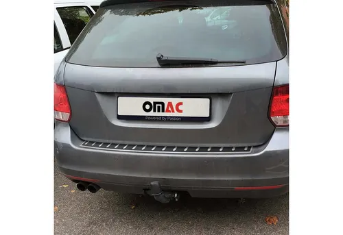 OMAC Ladekantenschutz VW 7515093CF - Edelstahl Ladekantenschutz für VW, schützt die Kante beim Beladen und verleiht dem Fahrzeug einen eleganten Look.