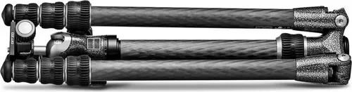 Gitzo GK1545T-82TQD Traveler Kit Serie 1 - Stabiles und leichtes Dreibeinstativ mit präzise einstellbarem Kugelkopf, ideal für Reisefotografie dank kompaktem Design für einfachen Transport.