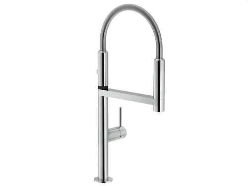 Systemceram Move Edelstahlfinish Hochdruckarmatur - Hochdruckarmatur mit Spiralfederauslauf und Pendelbrause, ideal für flexibles Arbeiten in der Küche dank 360° Schwenkbereich.